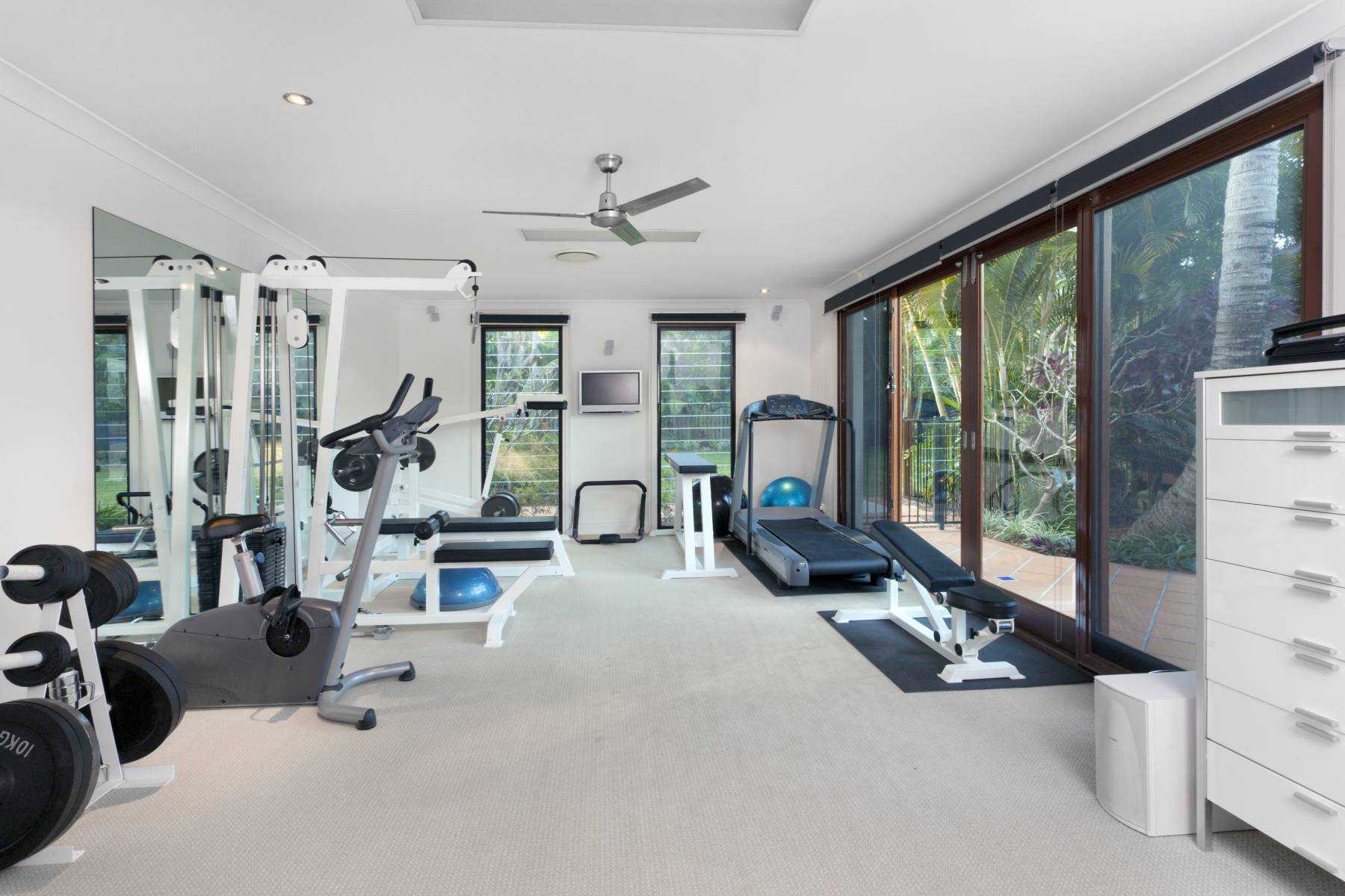 10 tips on how to build a home gym
